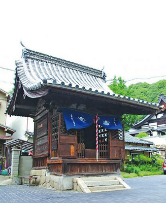 胡堂 手裏剣型の格子細工を探してみよう